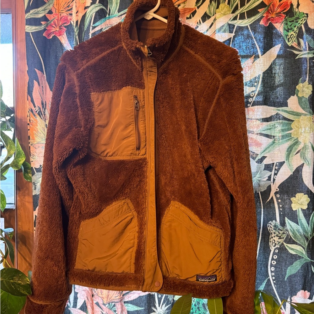Women’s Patagonia retro jacket size large